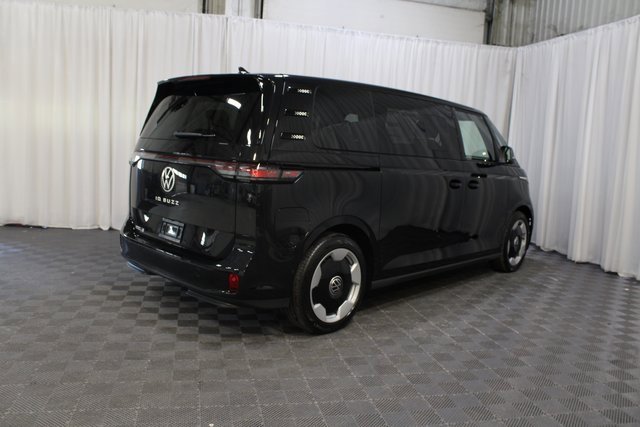 New 2025 Volkswagen ID. Buzz Pro S image 24