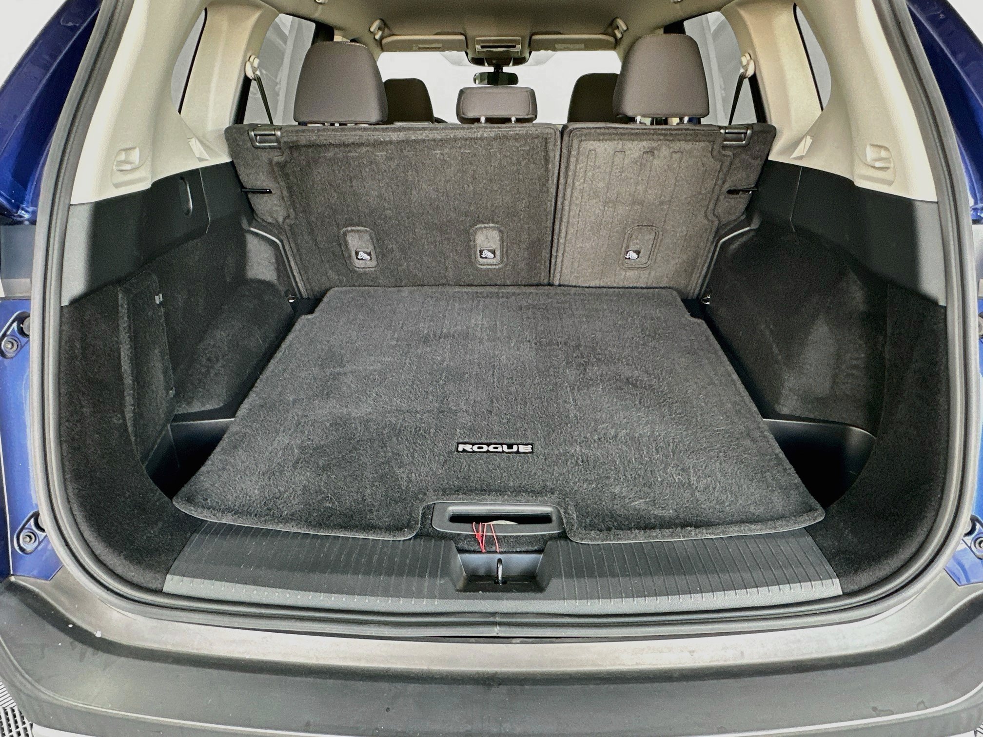 Used 2023 Nissan Rogue S FWD image 30
