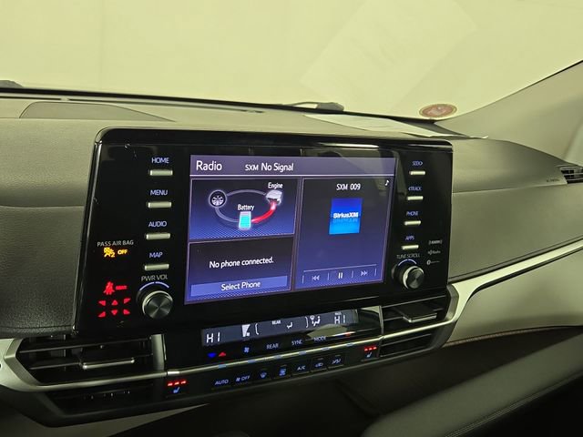 Used 2024 Toyota Sienna XLE image 19