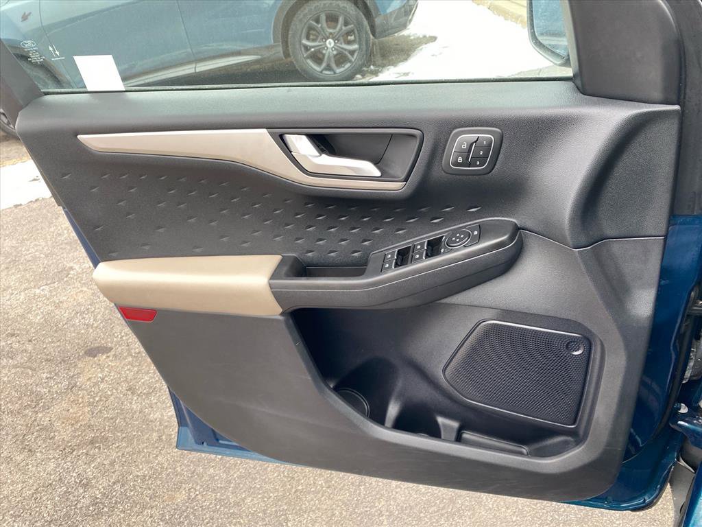 Used 2020 Ford Escape SEL AWD/4WD image 21