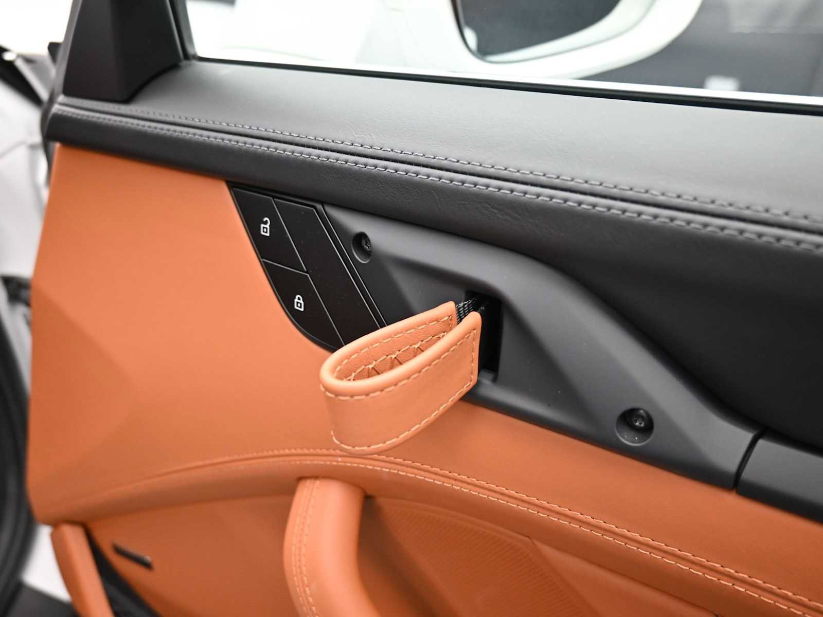 Certified 2024 Porsche 911 GT3 RS RWD image 29