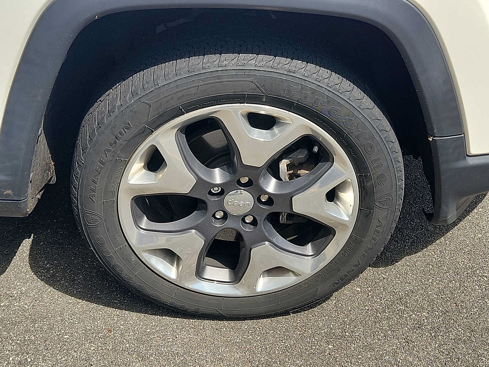 Used 2018 Jeep Compass Limited AWD/4WD image 8