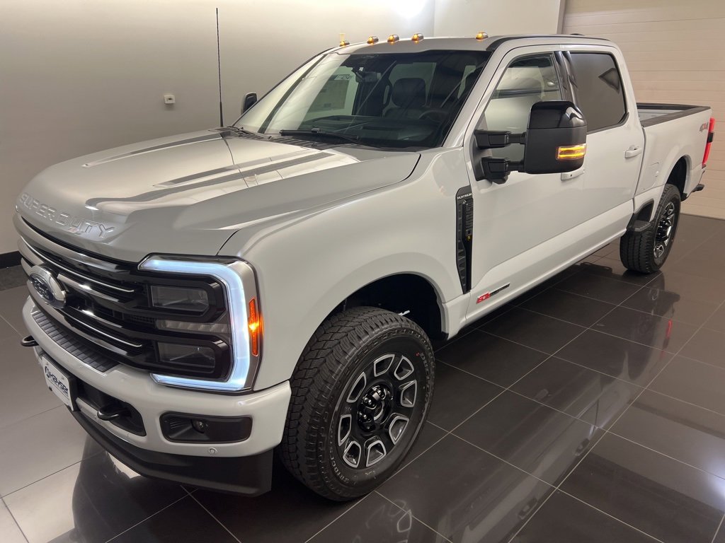 New 2026 Ford F250 Platinum image 3