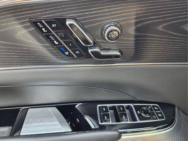 Certified 2024 Cadillac Lyriq Sport RWD image 25