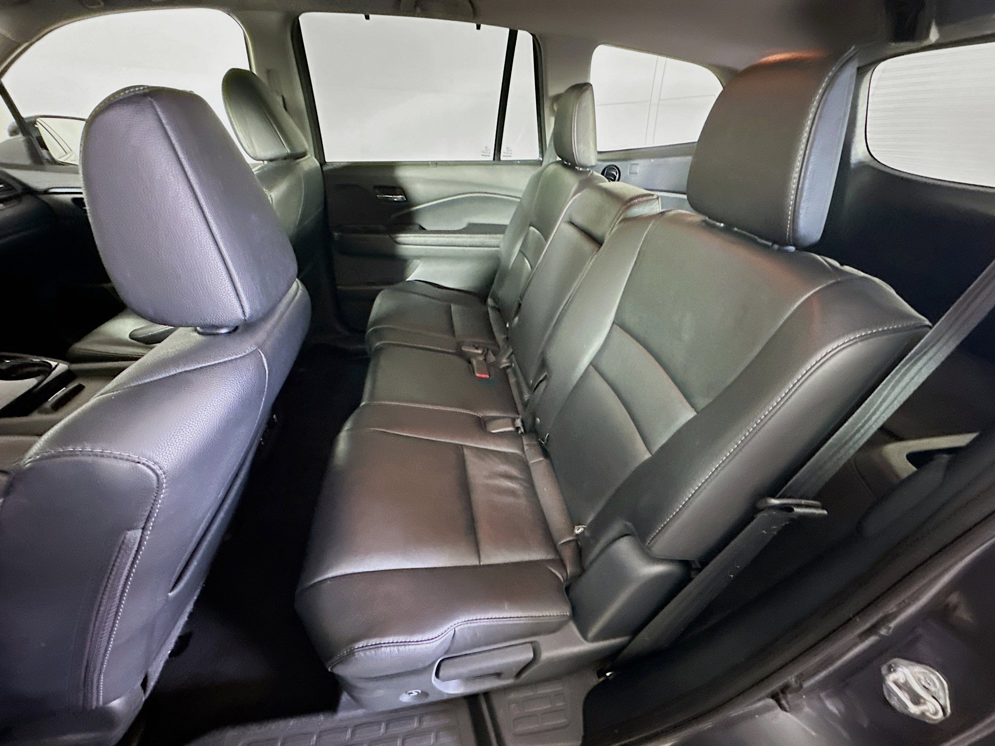 Used 2017 Honda Pilot Touring image 27