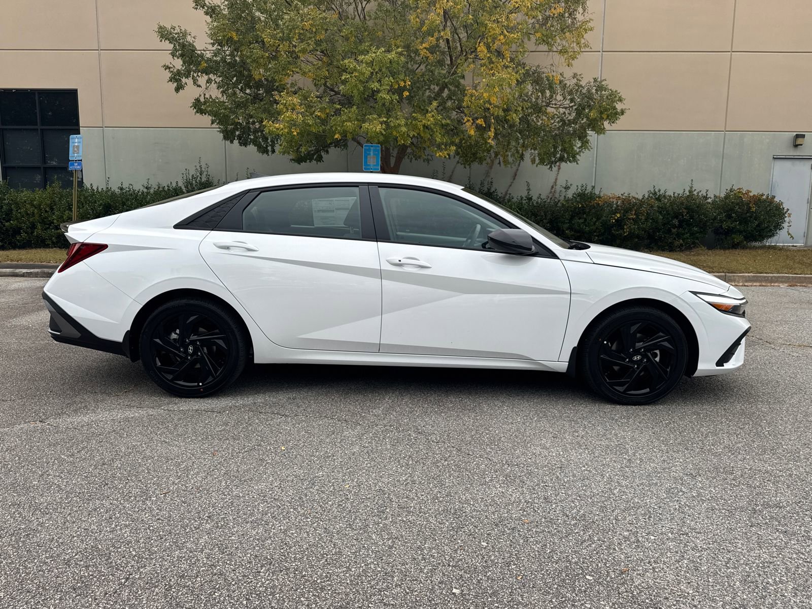 New 2026 Hyundai Elantra Sport image 4