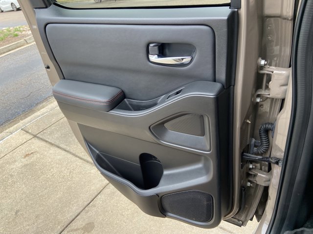 Used 2023 Nissan Frontier PRO-4X w/ Pro Convenience Package image 53