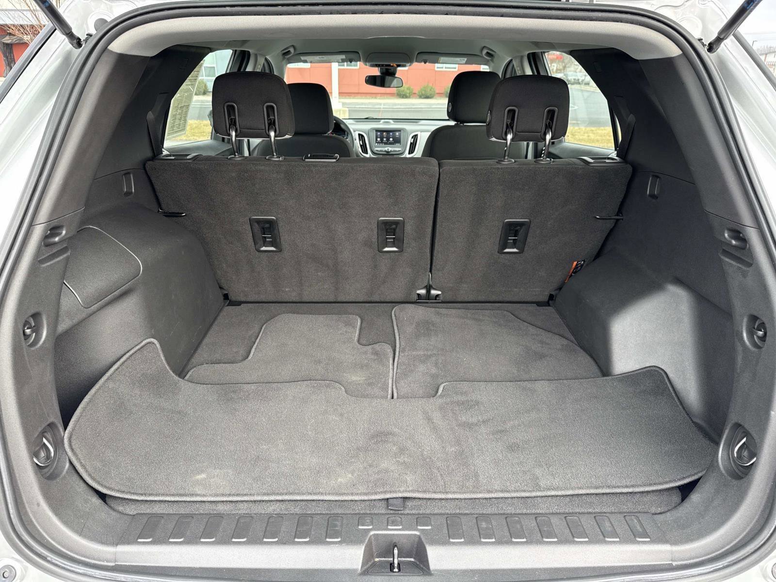 Used 2020 Chevrolet Equinox LS image 20