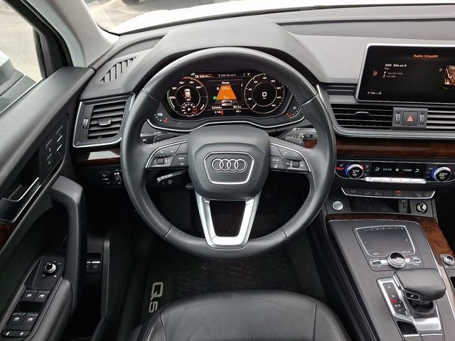 Used 2020 Audi Q5 e Premium Plus w/ Premium Plus Package image 13