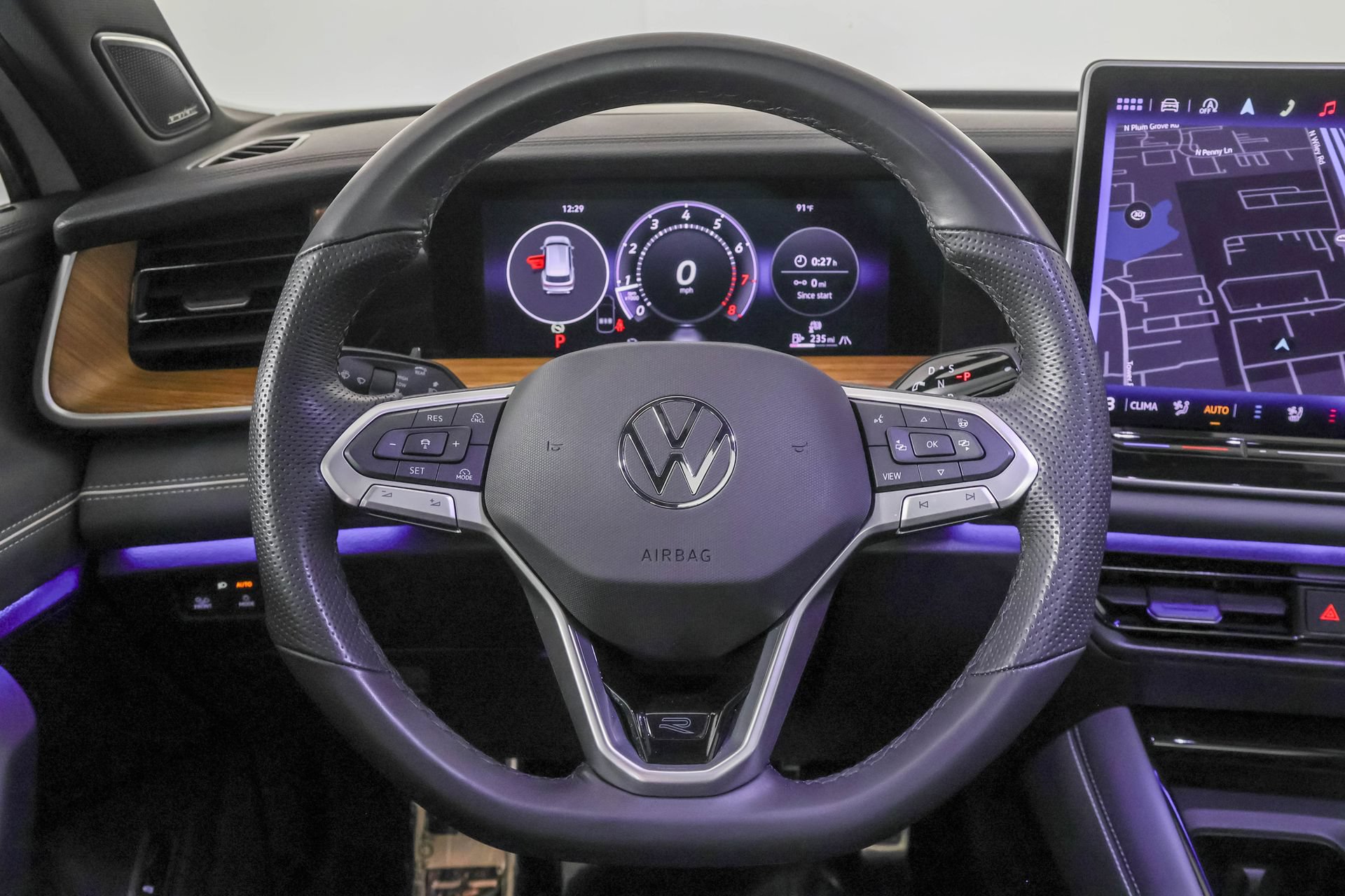 Used 2025 Volkswagen Tiguan SEL R-Line AWD/4WD image 27