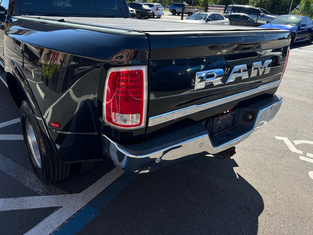 Used 2018 RAM 3500 Laramie Longhorn w/ Max Tow Package image 45