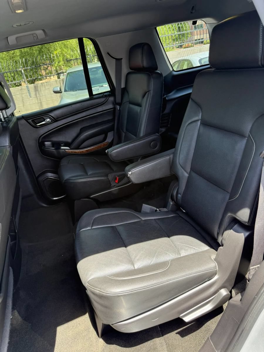 Used 2018 Chevrolet Tahoe Premier RWD image 16