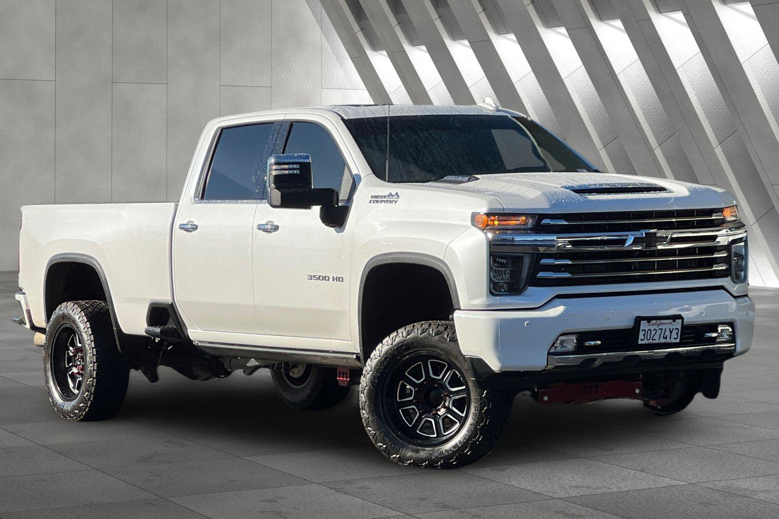 Used 2021 Chevrolet Silverado 3500 High Country w/ Z71 Off-Road Package image 1