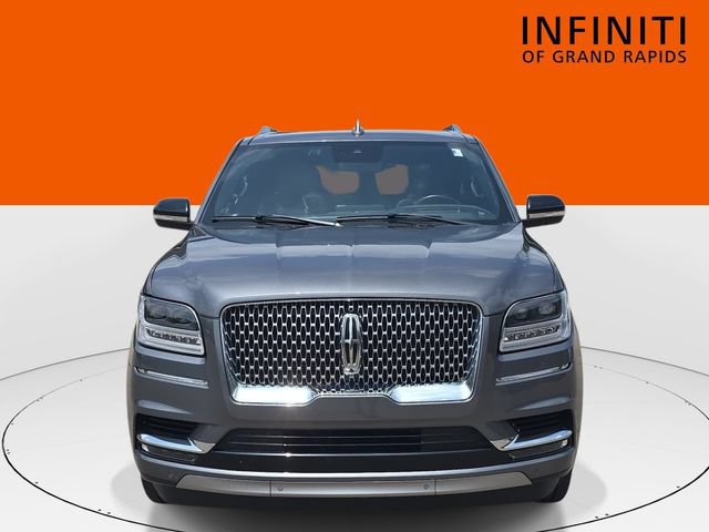 Used 2021 Lincoln Navigator Reserve w/ Luxury Package AWD/4WD image 2