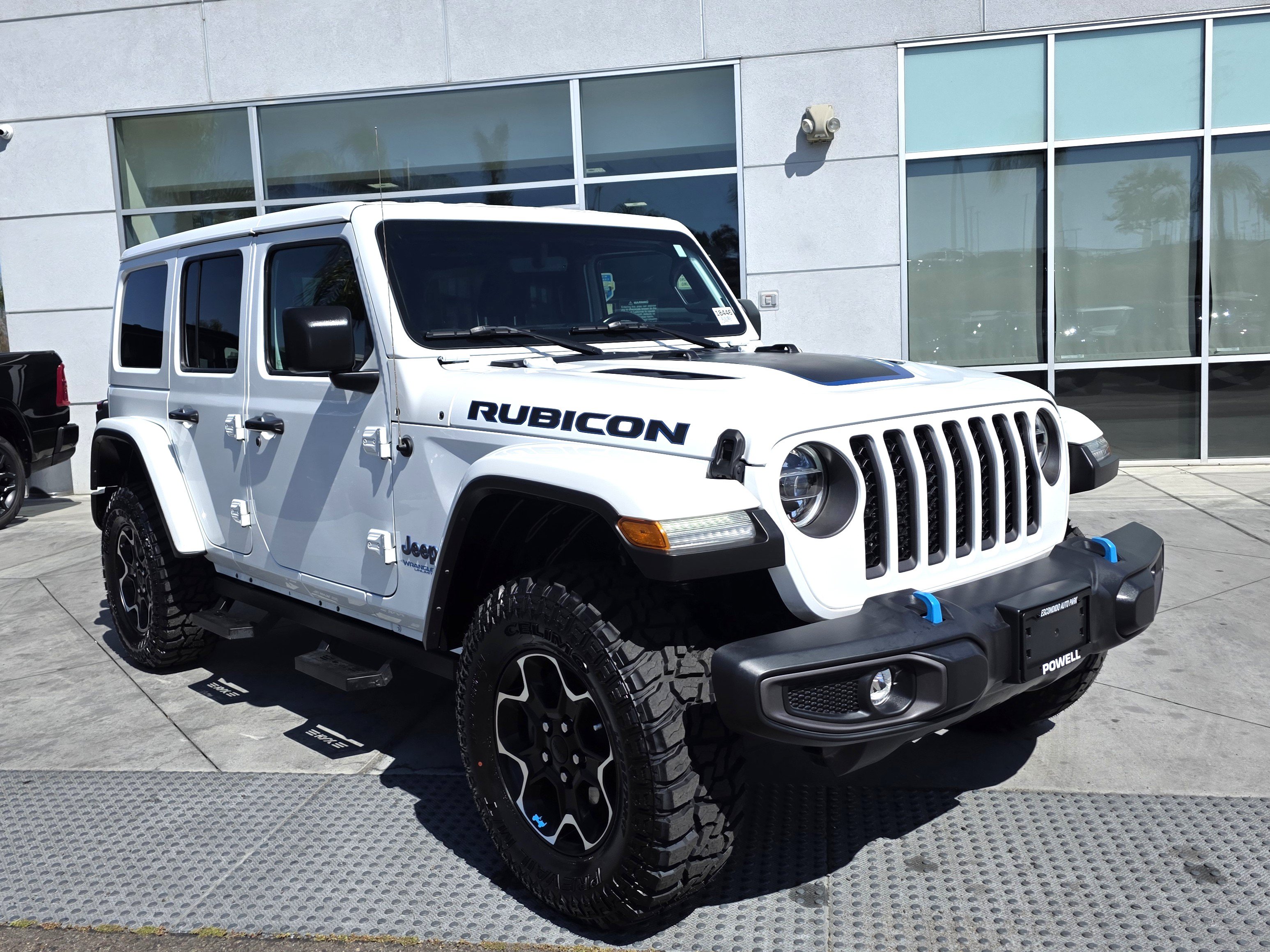 Certified 2022 Jeep Wrangler Unlimited Rubicon 4xe w/ Cold Weather Group AWD/4WD image 6