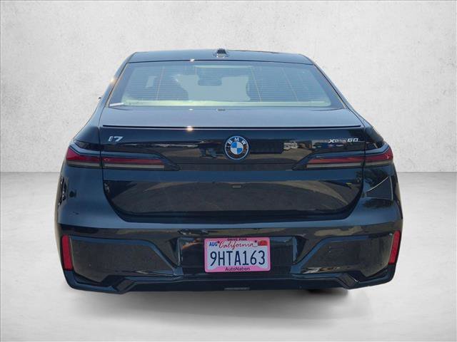 Certified 2023 BMW i7 xDrive60 AWD/4WD image 7