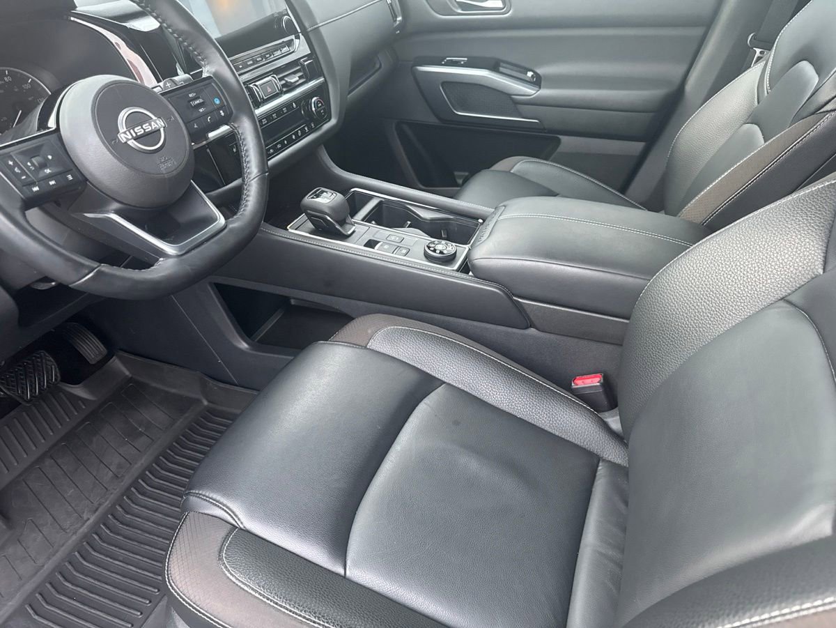 Used 2023 Nissan Pathfinder SL w/ SL Premium Package AWD/4WD image 19