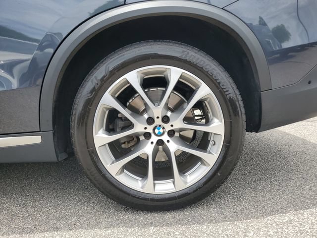 Used 2021 BMW X5 xDrive40i w/ Convenience Package AWD/4WD image 14