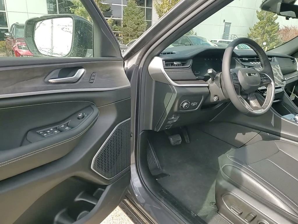 New 2026 Jeep Grand Cherokee L Limited image 20