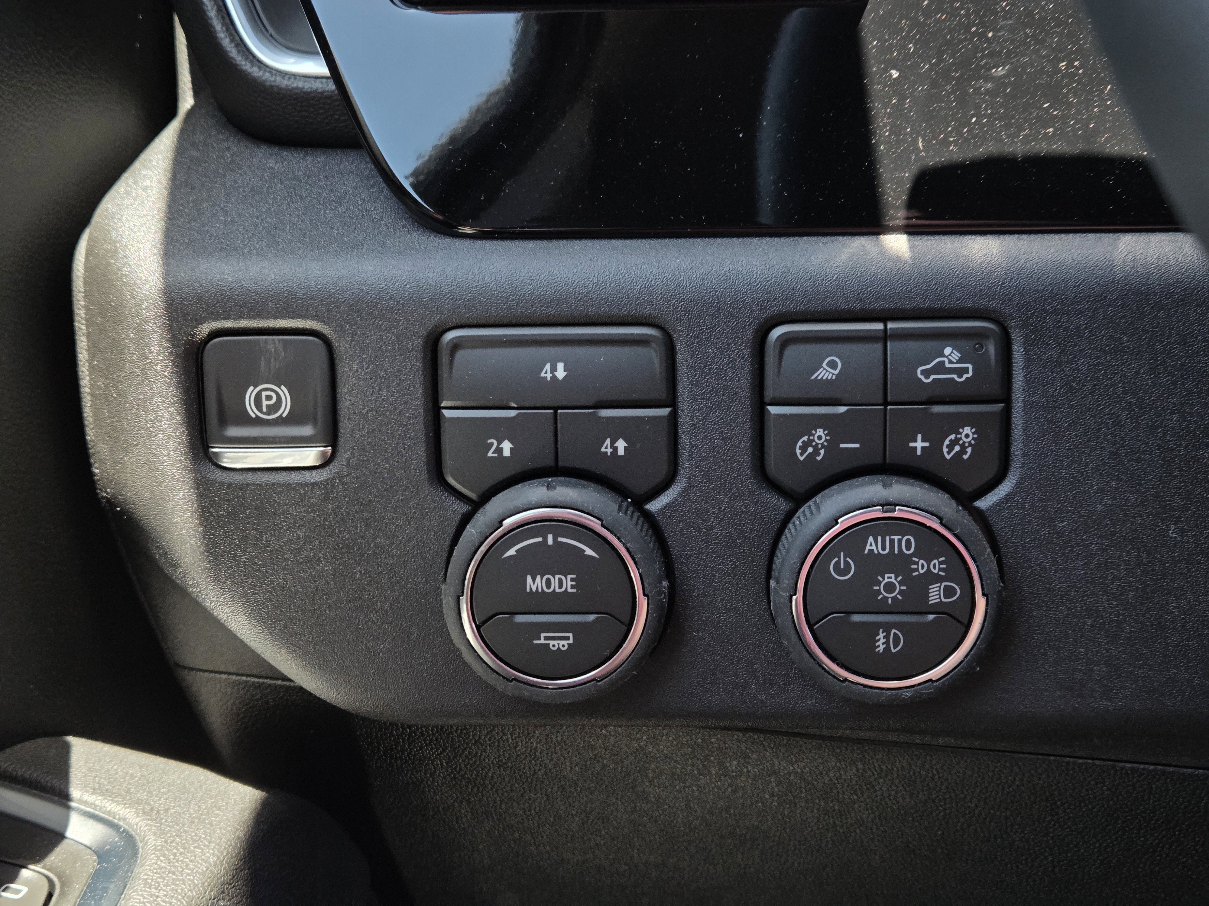 New 2026 Chevrolet Silverado 3500 LT w/ Safety Package AWD/4WD image 11