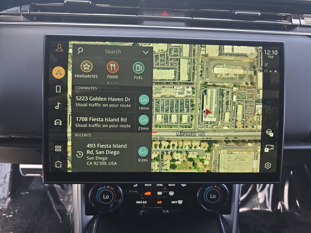 Certified 2023 Land Rover Range Rover SV AWD/4WD image 27