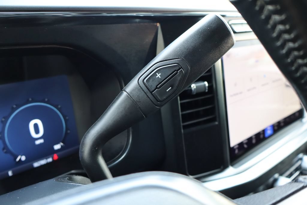 Used 2023 Ford F350 Lariat w/ Sport Appearance Package AWD/4WD image 31