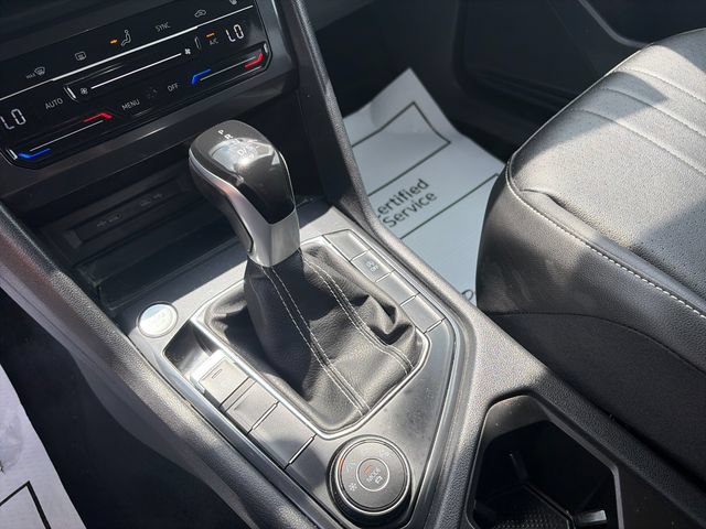 Used 2023 Volkswagen Tiguan SE AWD/4WD image 22