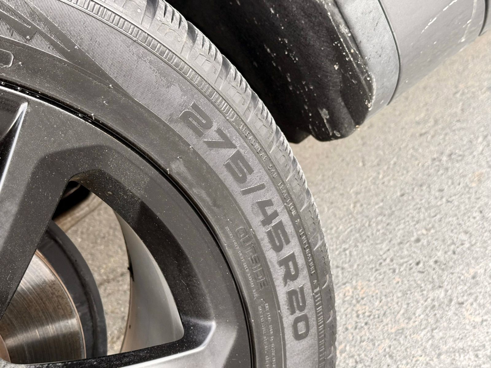 Used 2017 Volkswagen Touareg Wolfsburg Edition AWD/4WD image 17