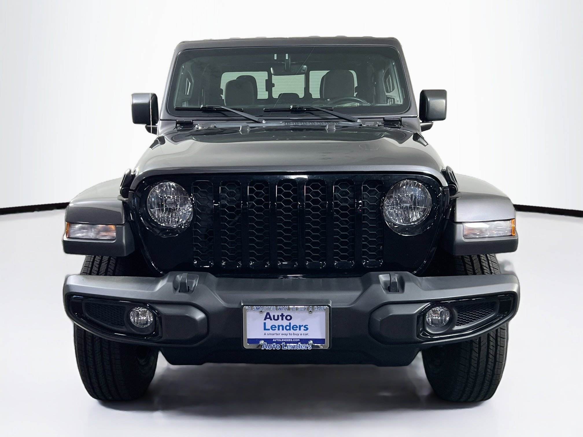Used 2022 Jeep Gladiator Sport image 2