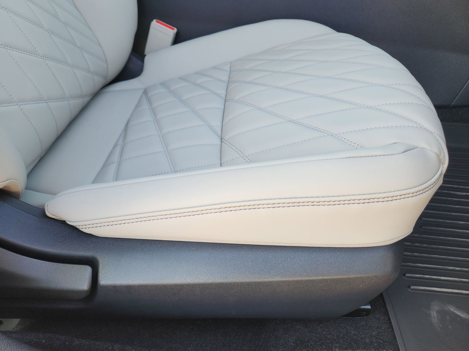 New 2026 Nissan Sentra SL w/ Floor Mat Package image 22