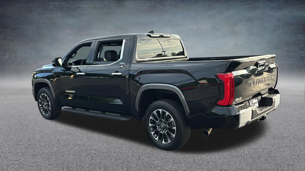 Used 2025 Toyota Tundra Limited AWD/4WD image 4