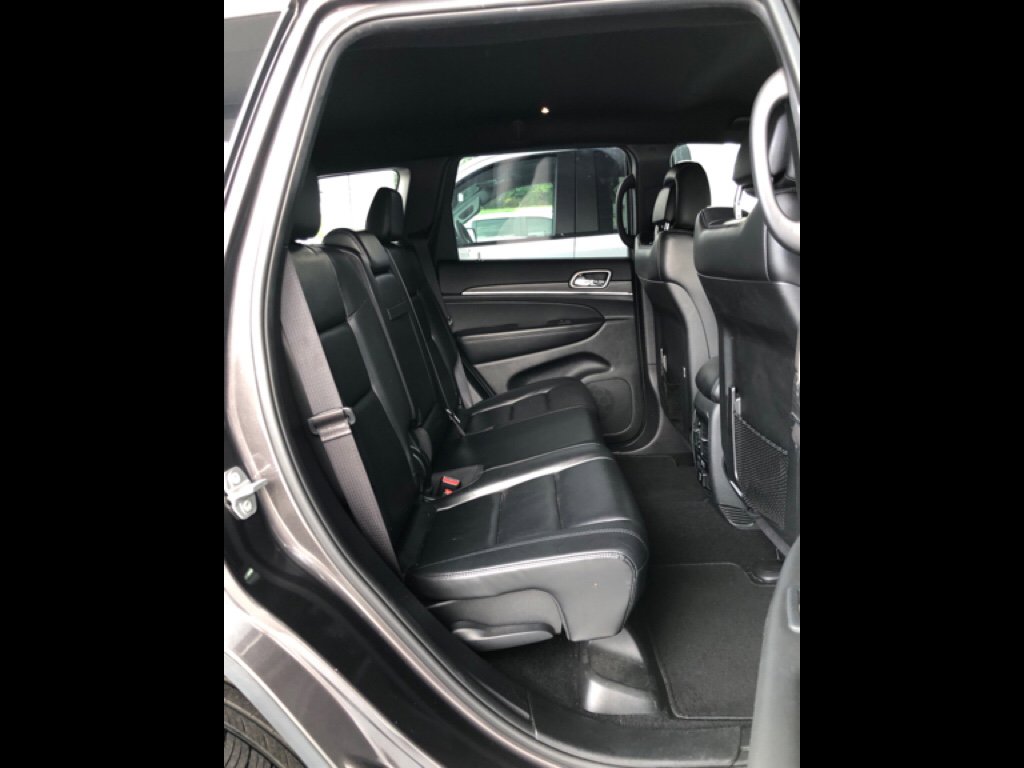 Used 2019 Jeep Grand Cherokee Limited image 22