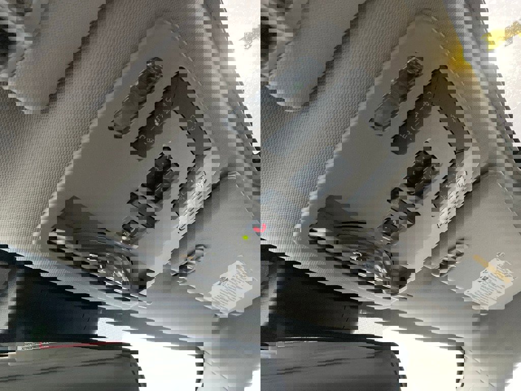 Certified 2023 Toyota Sienna XLE image 29