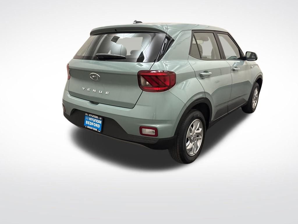 Certified 2026 Hyundai Venue SE image 5