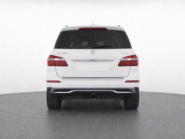 Used 2016 Mercedes-Benz GL 450 4MATIC image 3