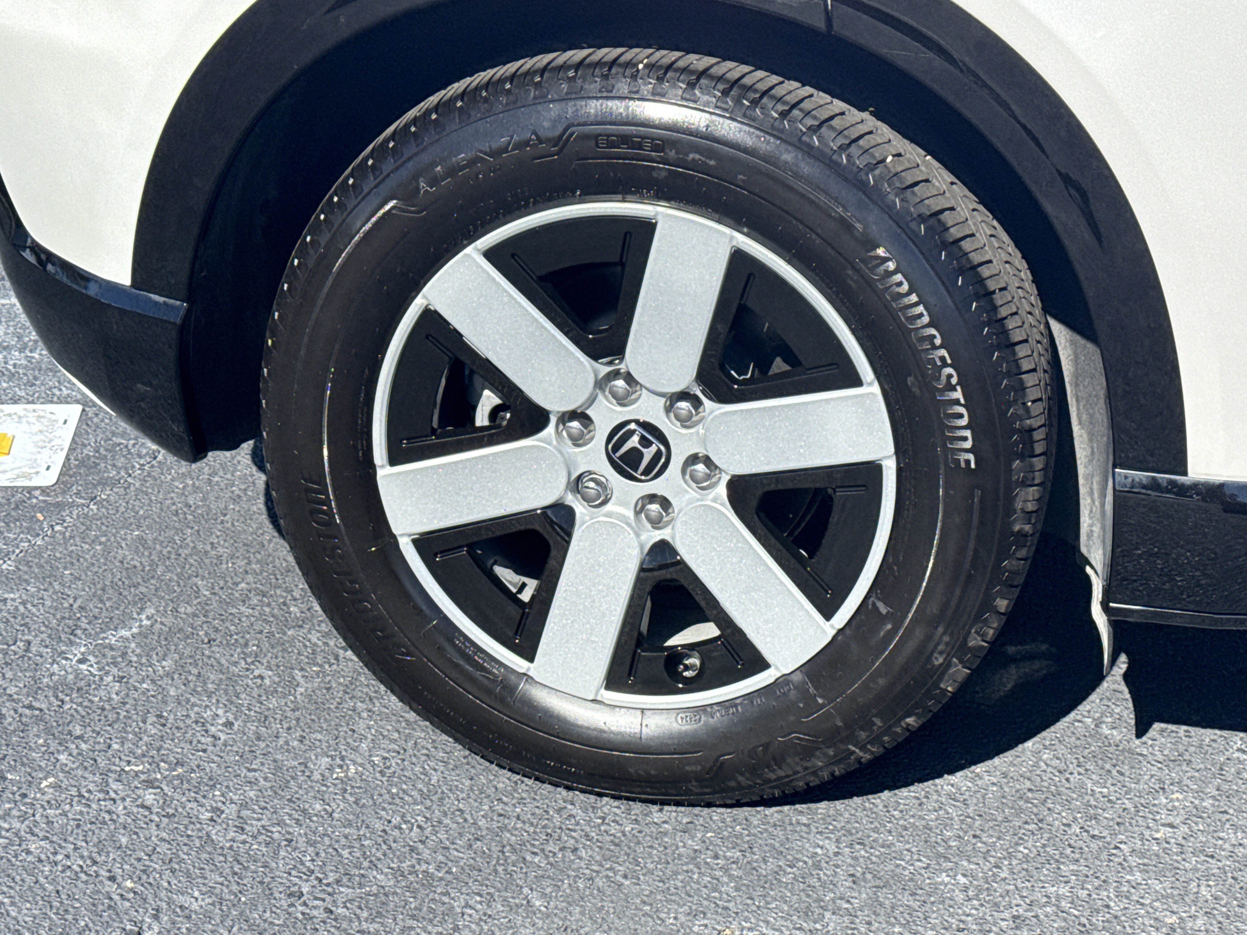 Certified 2024 Honda Prologue Touring image 33