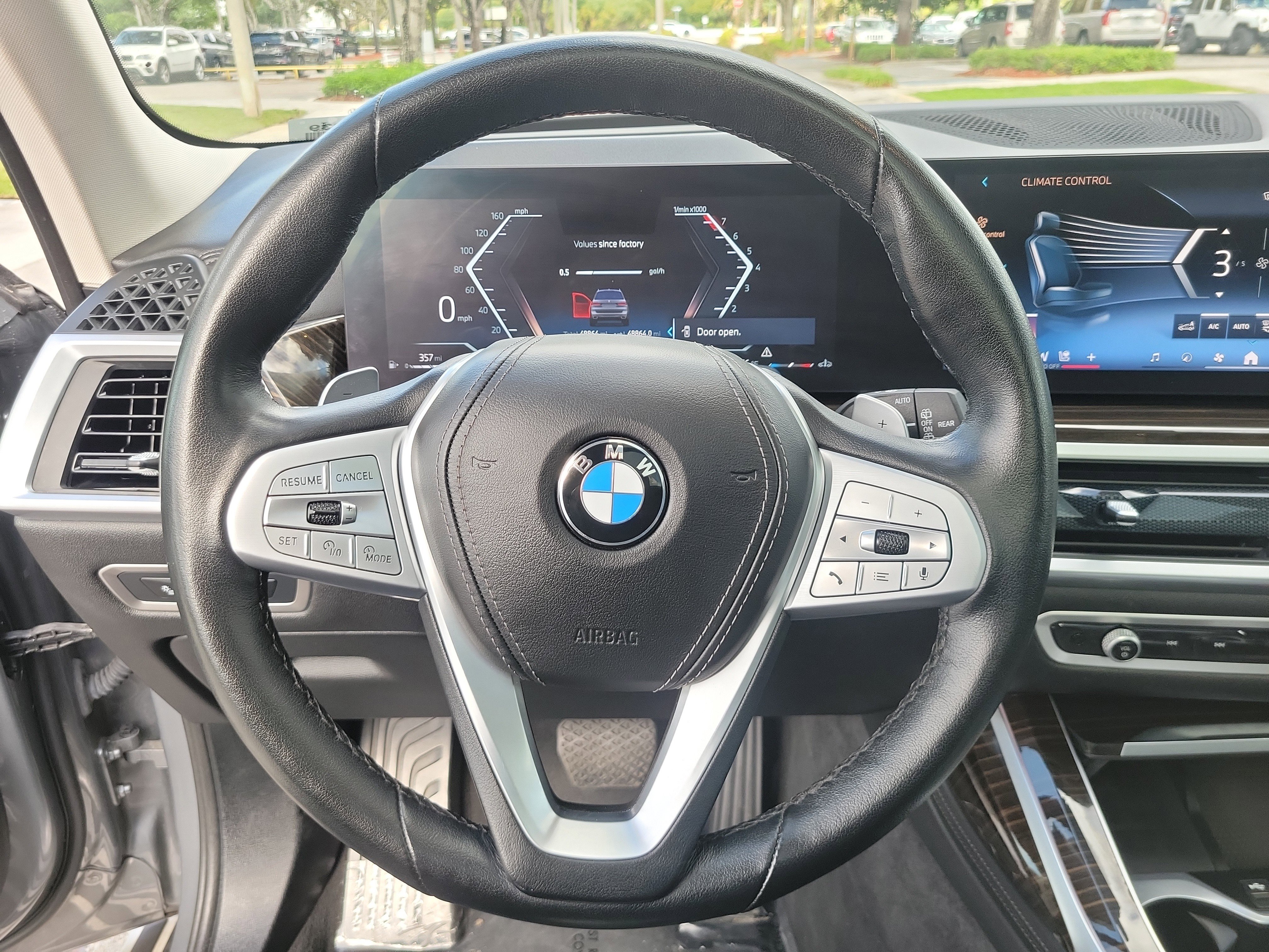 Used 2024 BMW X7 xDrive40i image 27