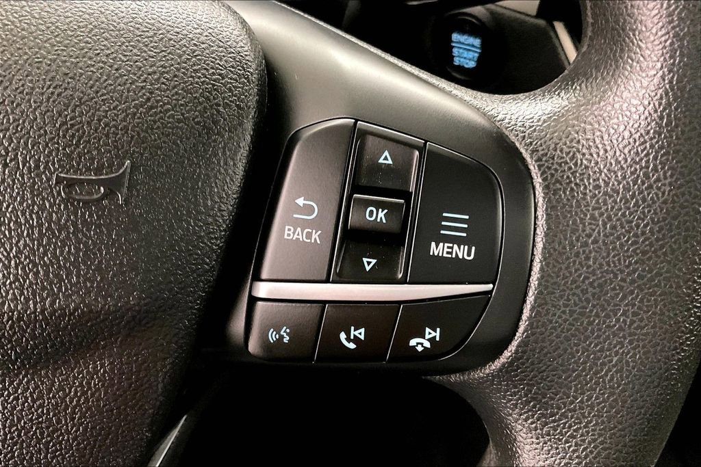 Used 2022 Ford Escape SE image 12
