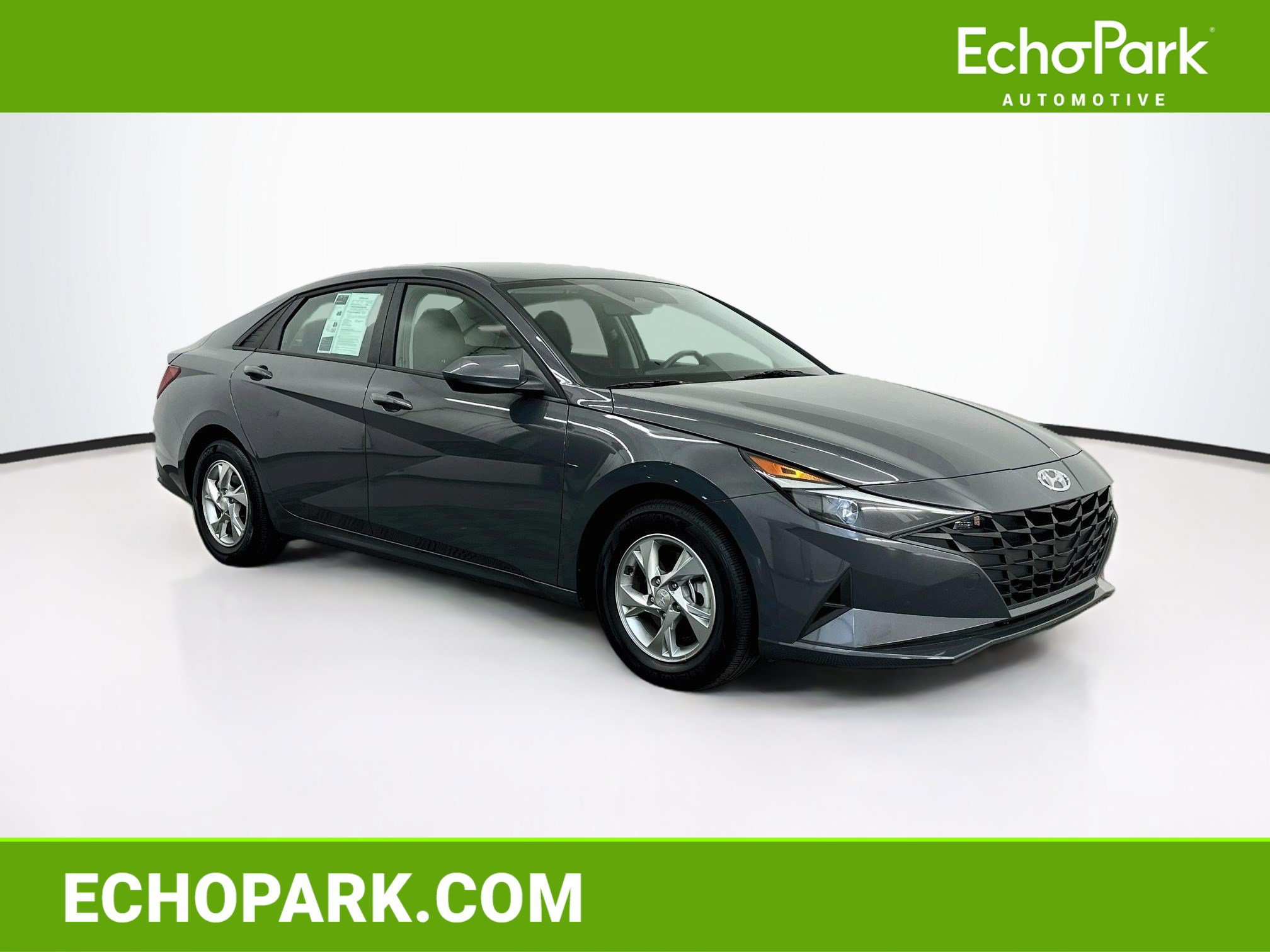 Used 2023 Hyundai Elantra SE w/ Cargo Package FWD image 1