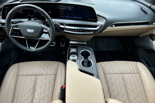 Certified 2026 Cadillac Lyriq Signature Luxury w/ Nappa Leather Package AWD/4WD image 13