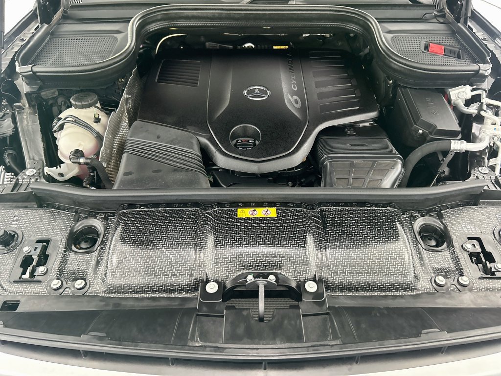 Certified 2026 Mercedes-Benz GLS 450 4MATIC image 28