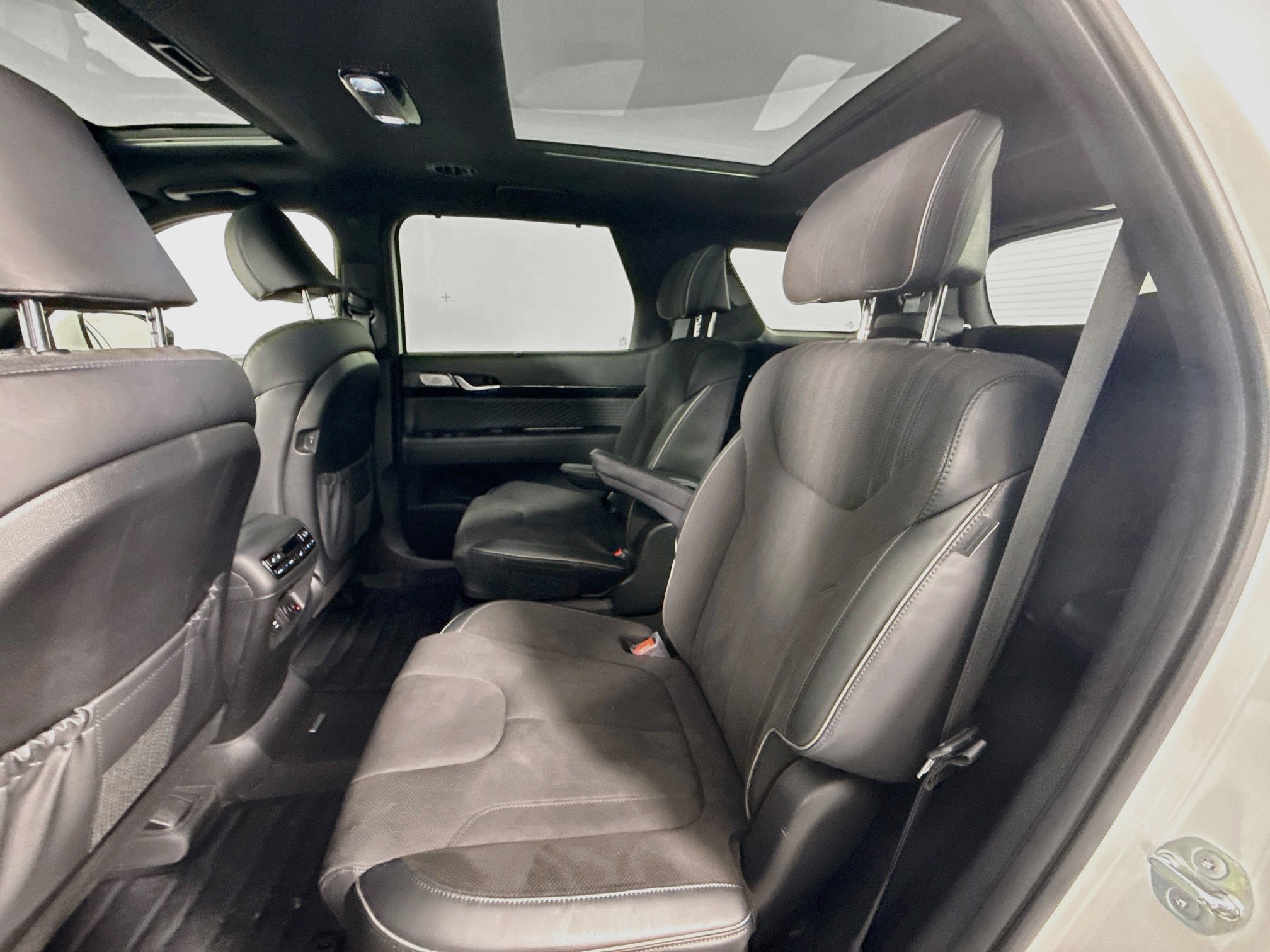 Used 2024 Hyundai Palisade Calligraphy AWD/4WD image 24