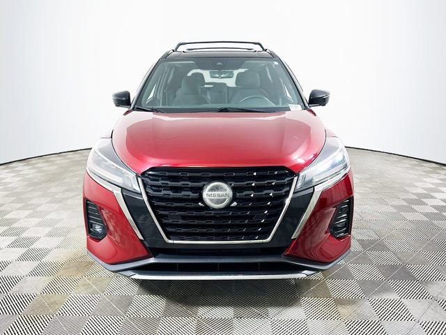 Used 2021 Nissan Kicks SR w/ Interior Electronics Package FWD image 8