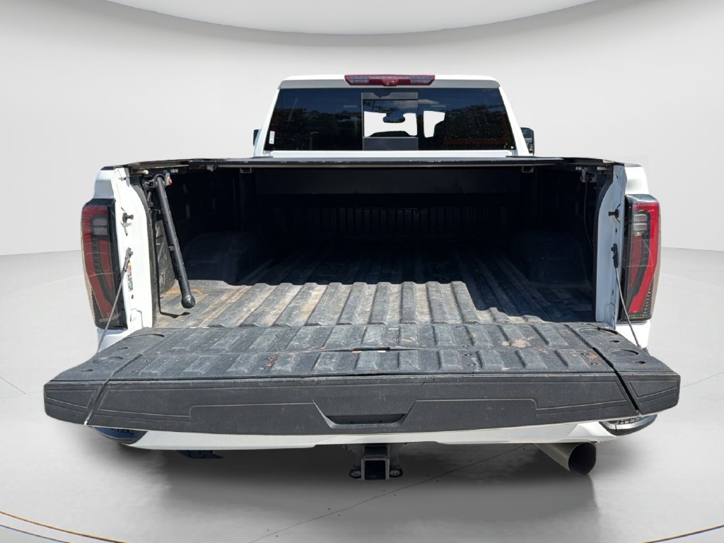Used 2024 GMC Sierra 2500 AT4 w/ AT4 Premium Plus Package AWD/4WD image 9