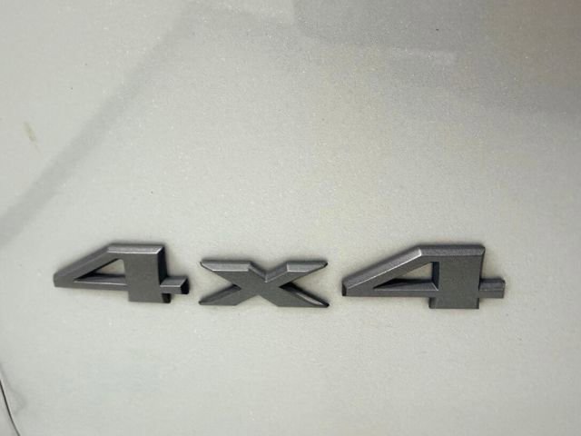 Used 2015 Jeep Cherokee Trailhawk w/ Comfort/Convenience Group image 23