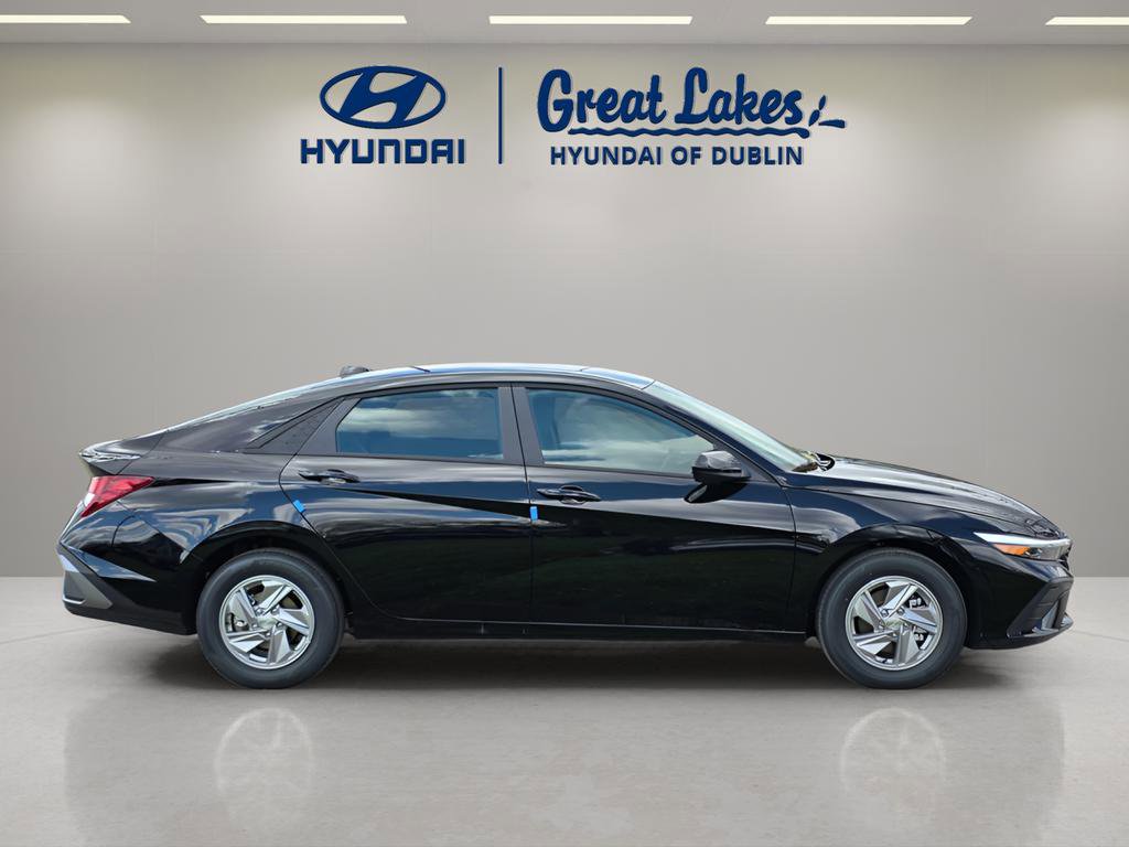 New 2026 Hyundai Elantra SE image 6