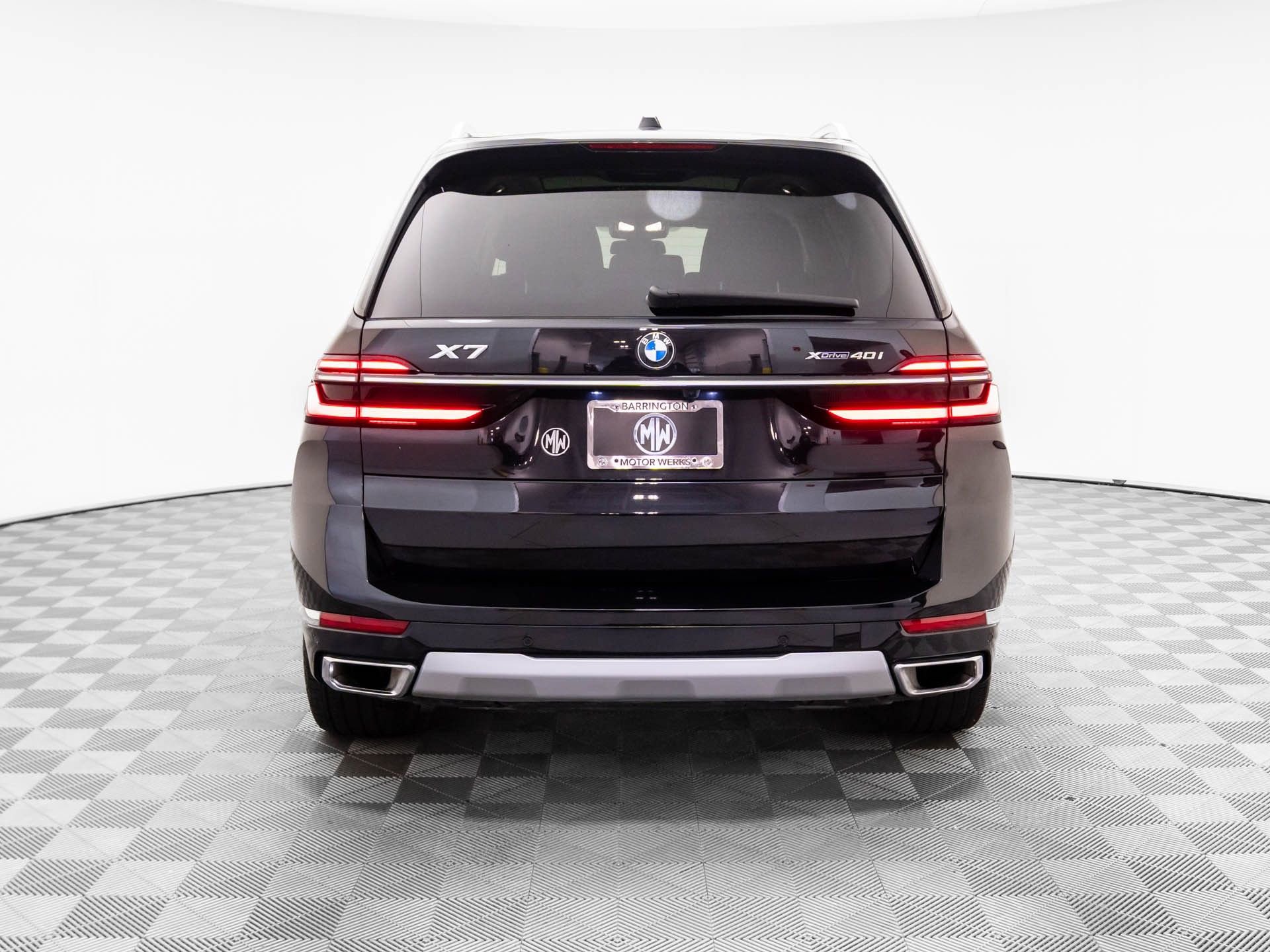 Used 2024 BMW X7 xDrive40i image 4
