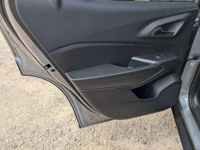 New 2026 Chevrolet Trax LT w/ Driver Confidence Package FWD image 21