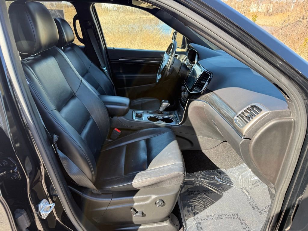 Used 2021 Jeep Grand Cherokee Limited w/ Trailer Tow Group IV image 26
