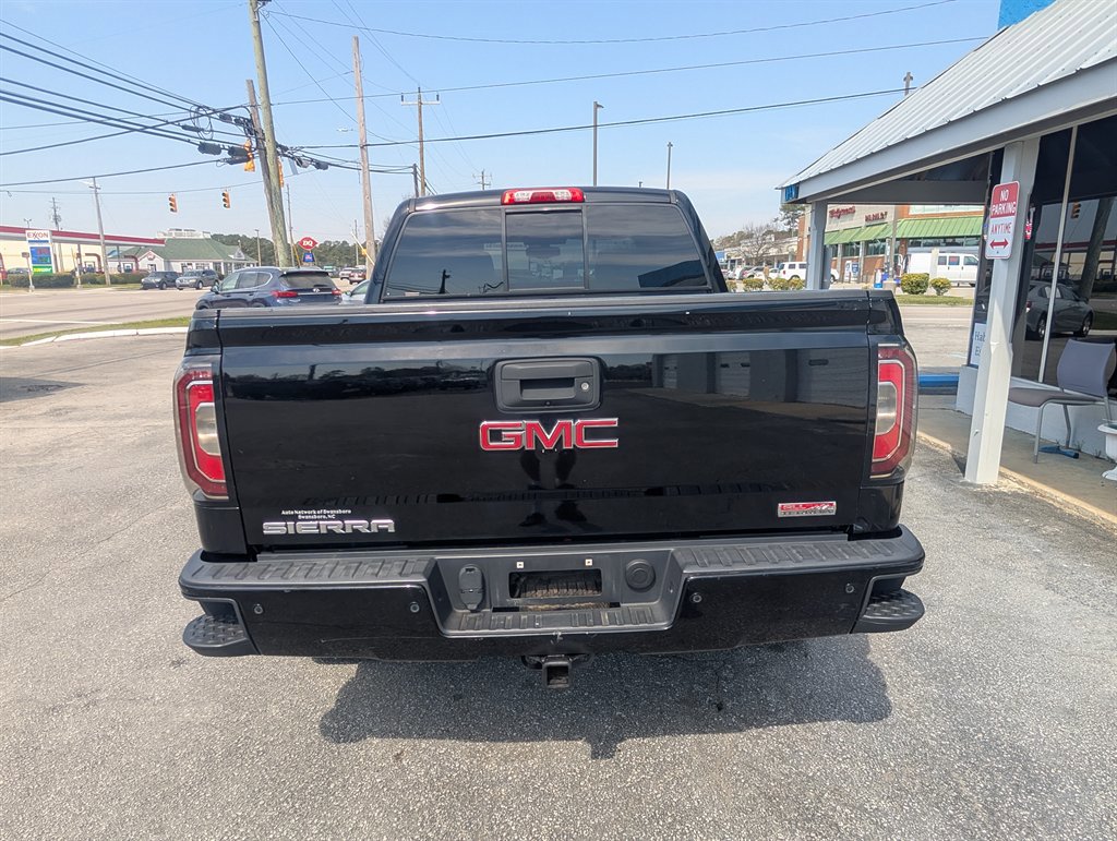 Used 2017 GMC Sierra 1500 SLT w/ All Terrain X Package image 6